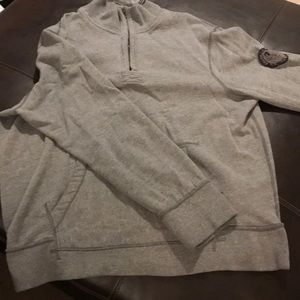 AE Men’s 1/4 zip up sweater